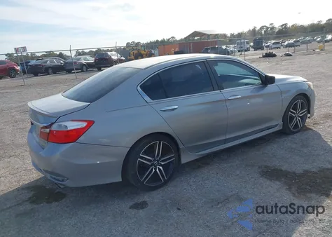 2017 Honda Accord Sport z USA, uszkodzony, nr VIN 1HGCR2F51HA256995